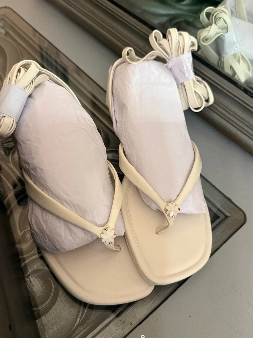 kate spade sleek thong